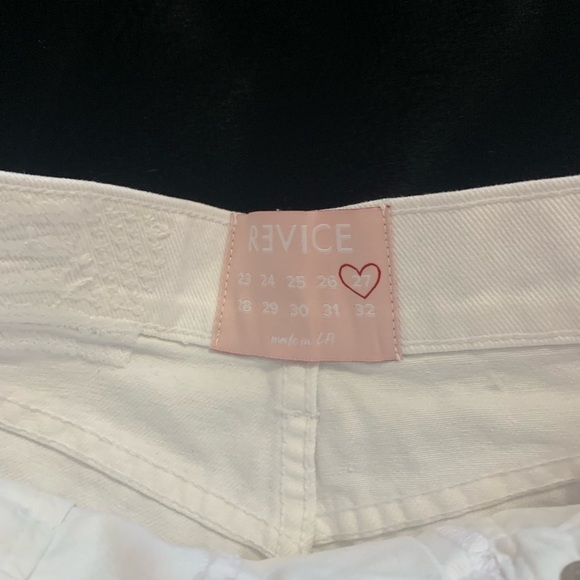 Revice 27. NWT WHITE DENIM JEAN SHORTS. HIGH RISE - Picture 6 of 8